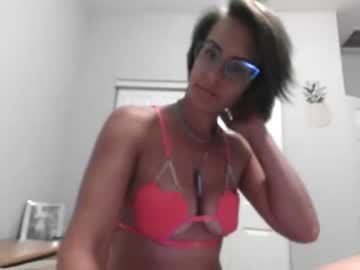 Southernmilfmel Chaturbate stream image from August 22, 2025