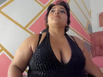 Esmeralda_Curvy Chaturbate stream image from August 22, 2025