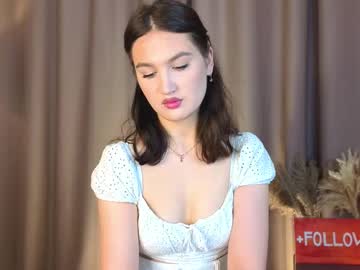 Jenmarcotte Chaturbate stream image from August 22, 2025