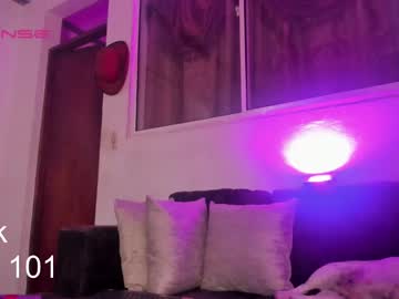 Melissa_Hot22 Chaturbate stream image from August 22, 2025