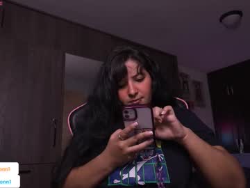Missmoonn Chaturbate stream image from August 22, 2025