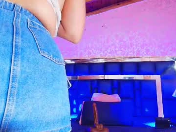 Sofia_Martinn Chaturbate stream image from August 22, 2025