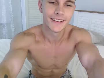 Eric_Crush Chaturbate stream image from August 22, 2025