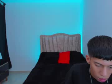 Juan_Nd_Steven Chaturbate stream image from August 22, 2025