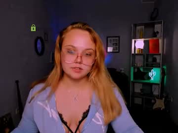 Lina_4u Chaturbate stream image from August 22, 2025