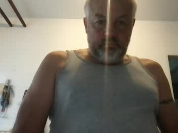 Berg_Boy Chaturbate stream image from August 22, 2025