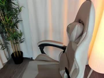 Cassie_Bennett Chaturbate stream image from August 22, 2025