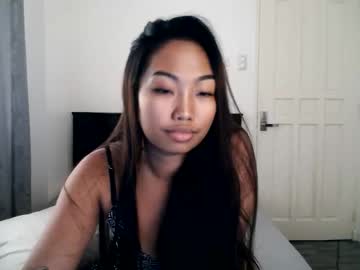 Cherrywink Chaturbate stream image from August 22, 2025