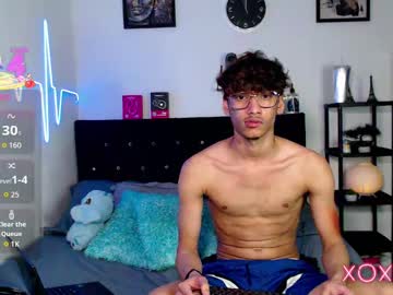 Gael_Jones Chaturbate stream image from August 22, 2025