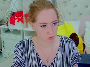 Tinabrook Chaturbate stream image from August 22, 2025