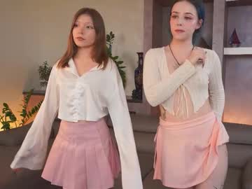 Gladyshankins Chaturbate stream image from August 22, 2025