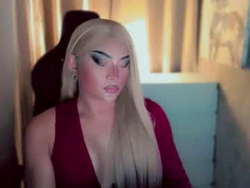 Queenarthalia Chaturbate stream image from August 22, 2025