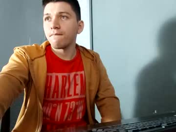 Devdonr Chaturbate stream image from August 22, 2025