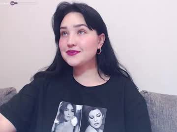 Smartandamazing Chaturbate stream image from August 22, 2025