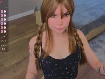 Zelda_1 Chaturbate stream image from August 22, 2025