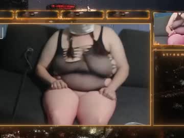 Amandajugs Chaturbate stream image from August 22, 2025