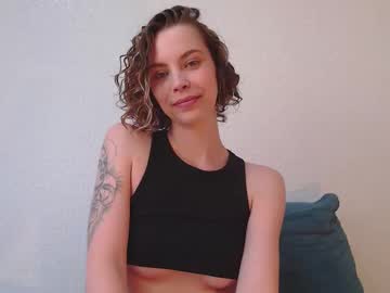 Milly_Ross23 Chaturbate stream image from August 22, 2025