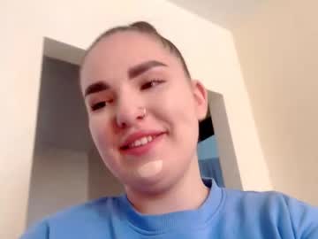 Sharleenscrivner Chaturbate stream image from August 22, 2025