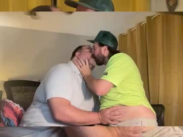 Chonkyrubs Chaturbate stream image from August 22, 2025