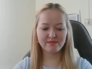 _Sweet_Smile_ Chaturbate stream image from August 22, 2025