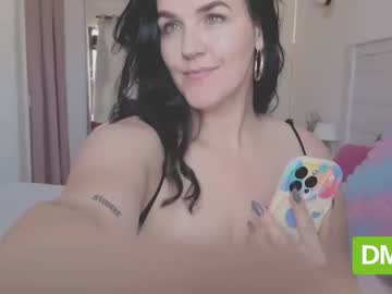 Ivyswings Chaturbate stream image from August 22, 2025