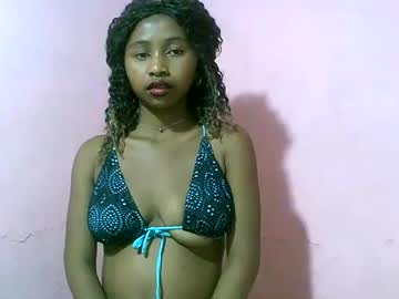 Cchantela Chaturbate stream image from August 22, 2025