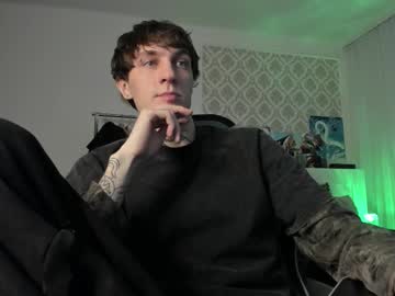 Lastnight4you Chaturbate stream image from August 22, 2025