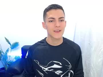 Matiius18 Chaturbate stream image from August 22, 2025