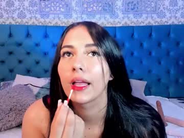 Sophiiehiill Chaturbate stream image from August 22, 2025