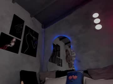 Sophiierobertss_ Chaturbate stream image from August 22, 2025