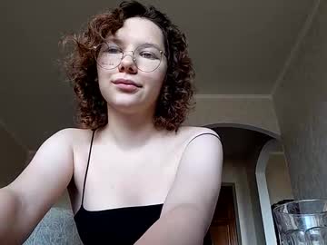 Cammyrose_ Chaturbate stream image from August 22, 2025