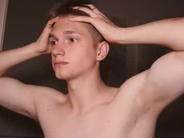 Dustyn_Fox Chaturbate stream image from August 22, 2025