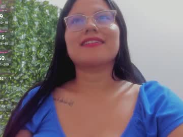 Iamevaaa Chaturbate stream image from August 22, 2025