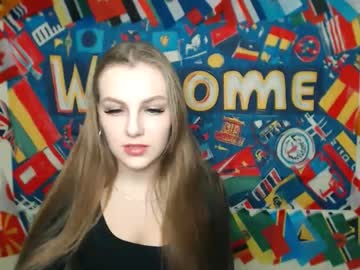 Raspberry0101 Chaturbate stream image from August 22, 2025
