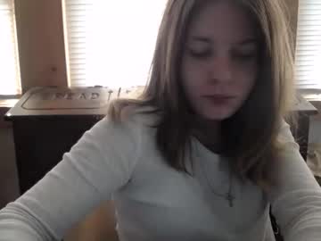 Sabrinalexington Chaturbate stream image from August 22, 2025