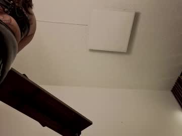 Almma_ Chaturbate stream image from August 22, 2025