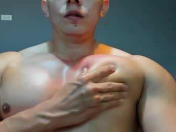 Derekk_Frost Chaturbate stream image from August 22, 2025