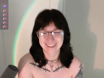 Violetwinter666 Chaturbate stream image from August 22, 2025