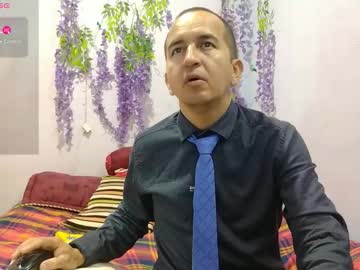 Yazflor Chaturbate stream image from August 22, 2025