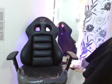 Hanaa_Tay Chaturbate stream image from August 22, 2025