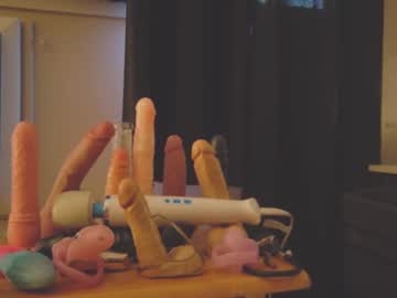 Melodyredux_62 Chaturbate stream image from August 22, 2025