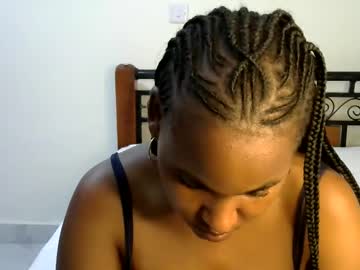 Ebonyluna229320 Chaturbate stream image from August 22, 2025
