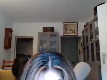 Iameeooww Chaturbate stream image from August 22, 2025