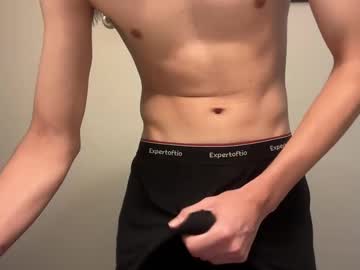 Oggrower505 Chaturbate stream image from August 22, 2025