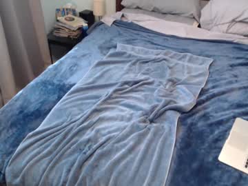 Wavemagnet6 Chaturbate stream image from August 22, 2025