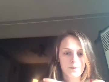 Coochiequeen1213 Chaturbate stream image from August 22, 2025