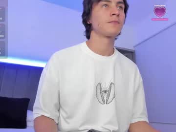 Alexxander_Hall Chaturbate stream image from August 22, 2025