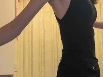 Michelle_Neely Chaturbate stream image from August 22, 2025
