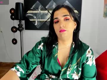 Sarahjey Chaturbate stream image from August 22, 2025