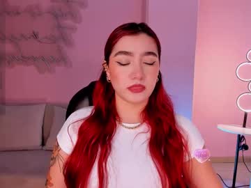 Violettcastel Chaturbate stream image from August 22, 2025